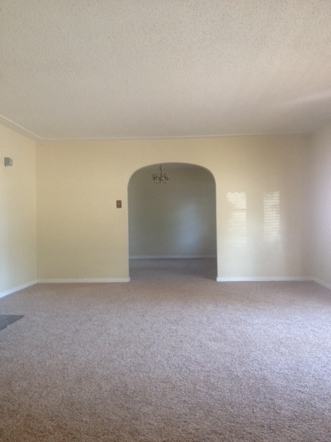 Building Photo - CLASSIC HOME CORNER LOT HARDWOOD FLOORS