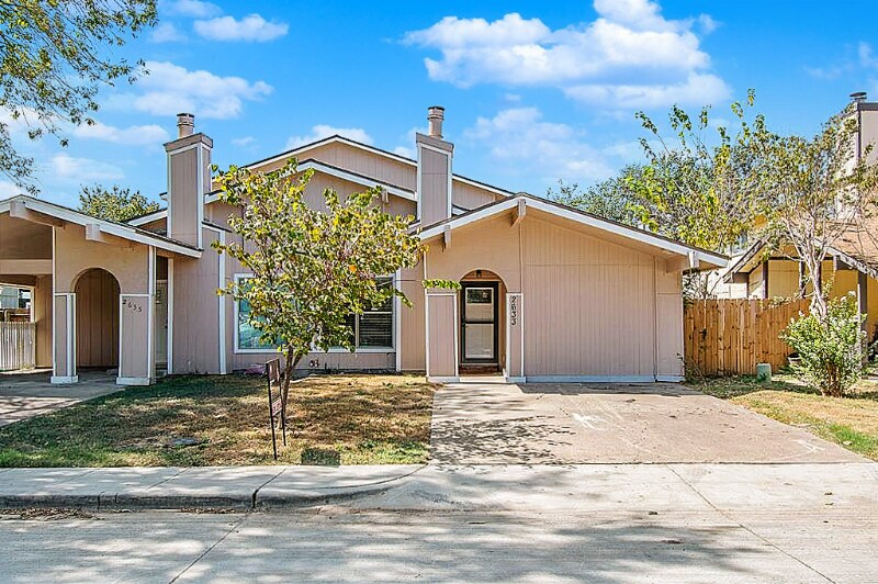 2633 Isbella Dr, Grand Prairie, TX 75052 House Rental in Grand