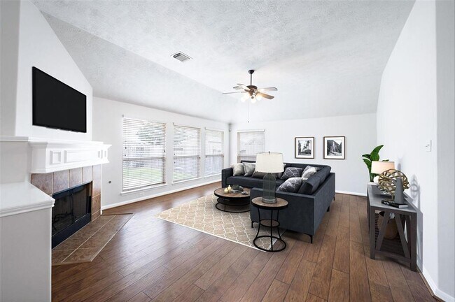 Foto del edificio - 9010 Carriage Point Dr