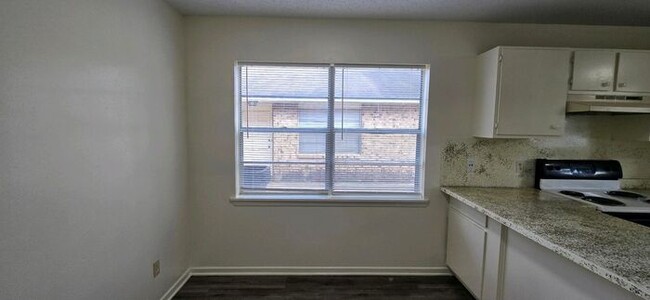 Foto del edificio - Available Now! 3/2 in Longview