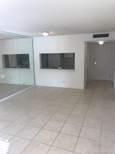 Foto del edificio - 10003 W Atlantic Blvd