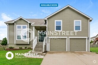 1305 Amber Ln