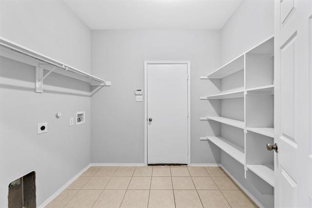 Foto del edificio - 5812 Pebble Ridge Dr