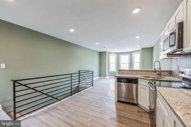 Foto del edificio - 2824 N 22nd St