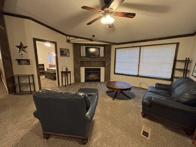 Foto del edificio - 9412 N Elgin Ave