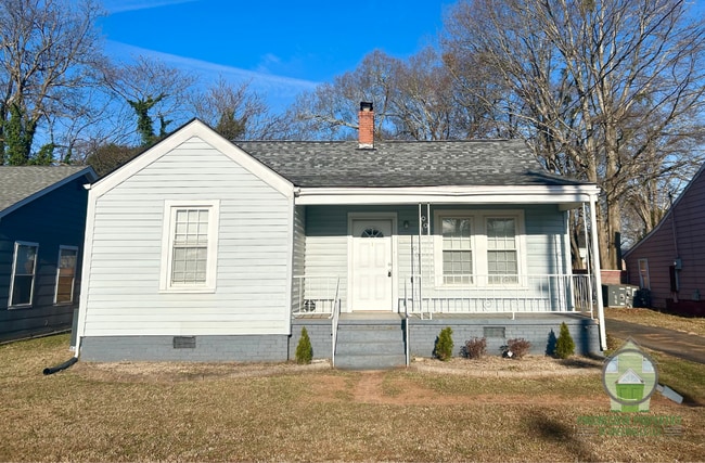 Photo - 305 Perry Rd House