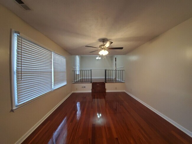 Building Photo - 7886 Uriah Dr