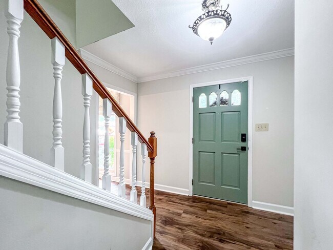Foto del edificio - West Knoxville Gem with Privacy, Space & Modern Upgrades