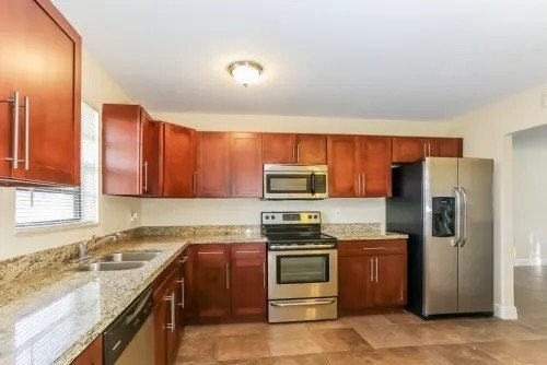 Foto del edificio - 7447 Douglas St