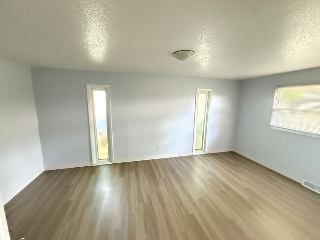 Foto del edificio - 432 Amherst Dr