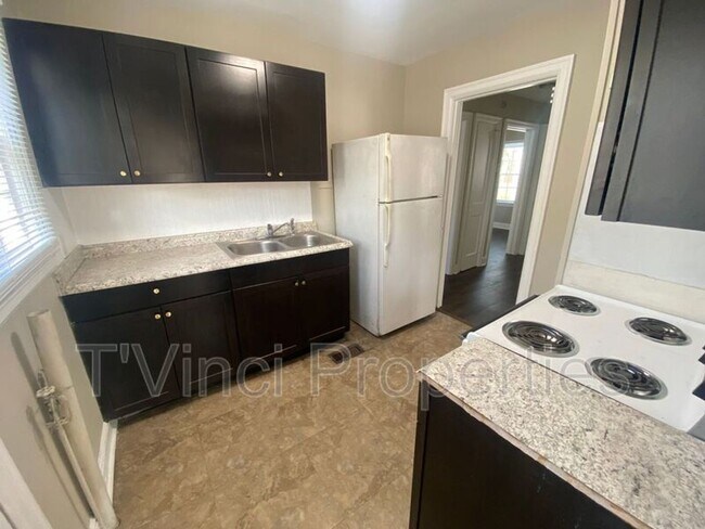 Foto del edificio - 2 Bedroom, 1 Bathroom House in Greensboro!