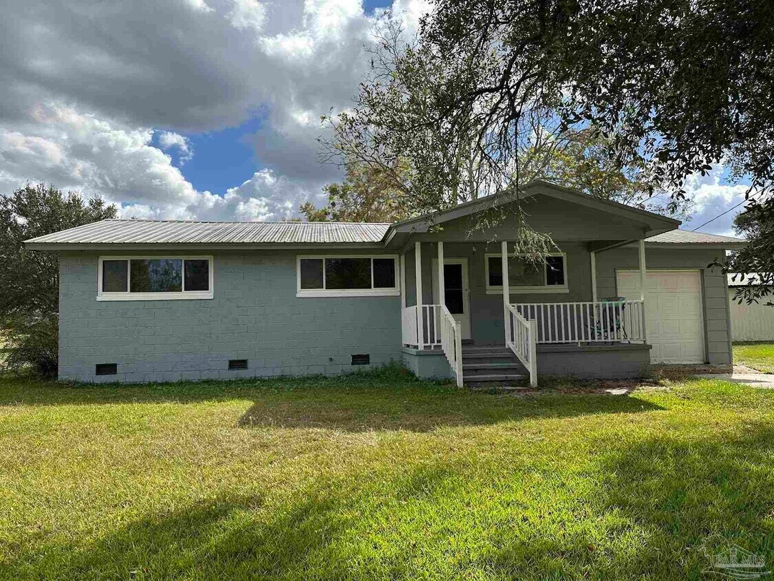 Foto principal - 1052 Well Line Rd