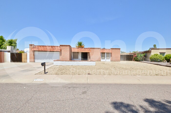 Foto principal - 2168 W Sharon Ave