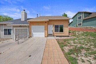 Building Photo - 5232 Solar Ridge Dr