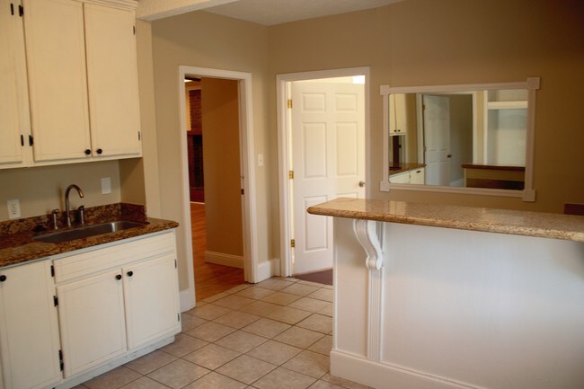 Foto del edificio - 5239 Maple Valley Rd SW
