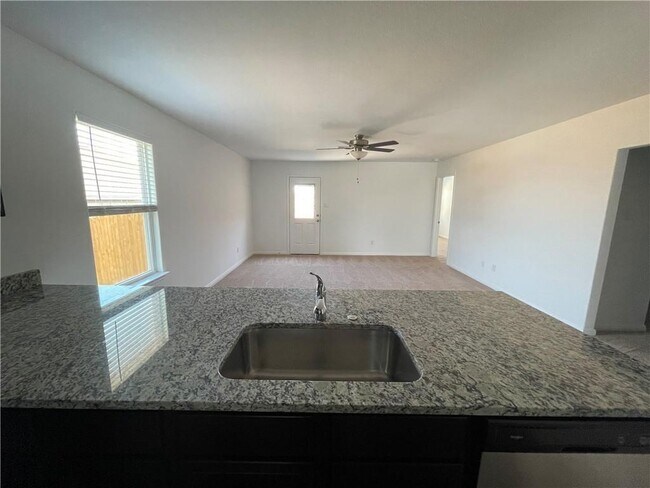 Building Photo - 120 Fairfax Ln