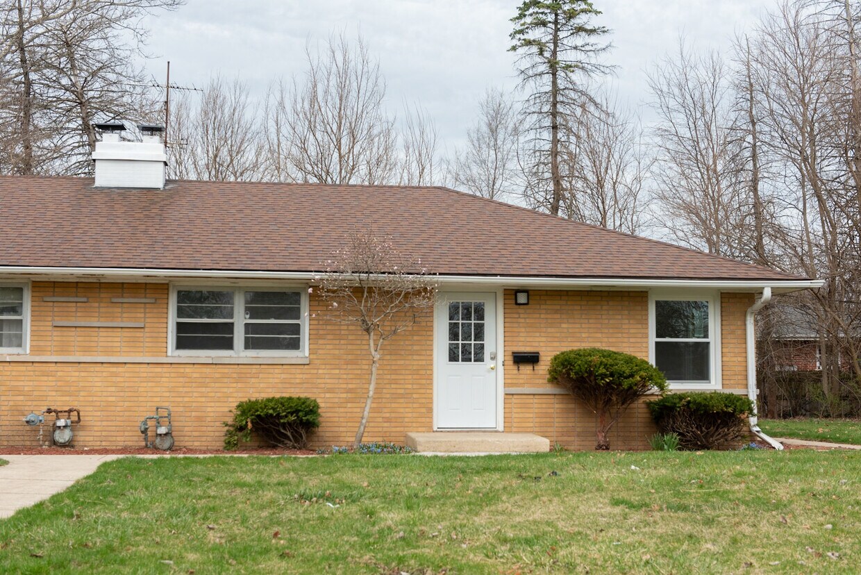 Primary Photo - 20 N Grace St
