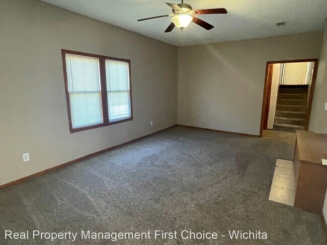 Building Photo - 3 br, 2 bath House - 548 N Volutsia St