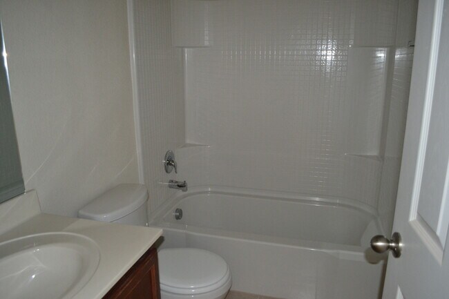 Foto del edificio - House for Lease in Sherman