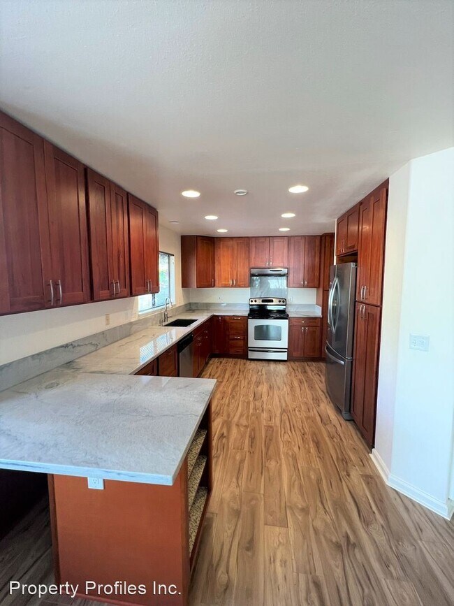 Building Photo - 3 br, 2 bath House - 95-1079 MILIA STREET