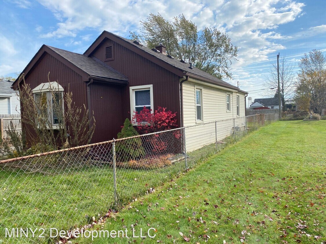 Foto principal - 3 br, 1 bath House - 11396 Cadillac Avenue
