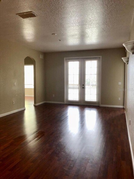 Building Photo - 3311 Whitestone Cir