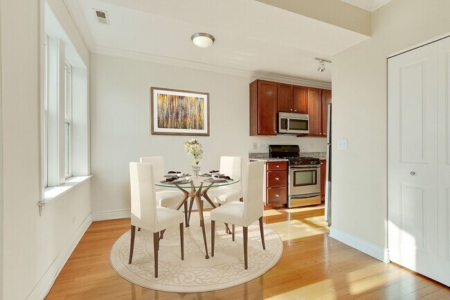 Foto del edificio - 4863 N Hermitage Ave