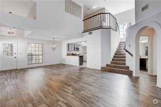 Building Photo - 4921 Fiesta Lakes St