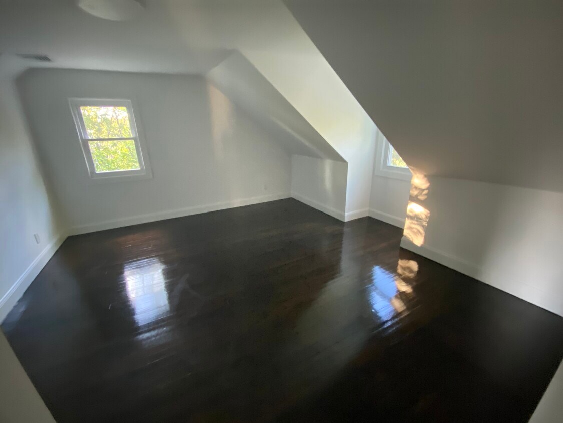 Foto principal - 25 Woodrow Ave