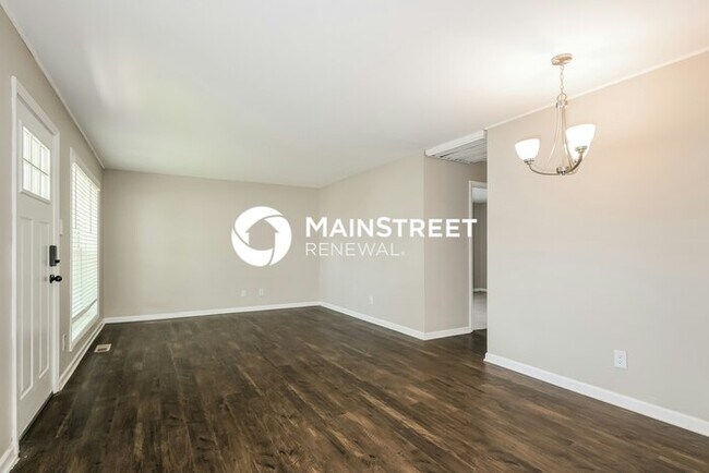 Foto del edificio - 3 Bedroom Pet-Friendly Home in St Peters, MO with Main Street Renewal