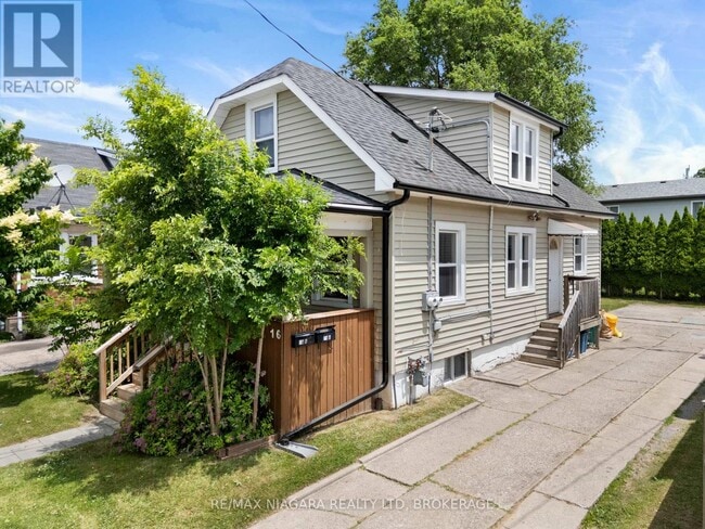 Building Photo - 16 Ormonde Ave