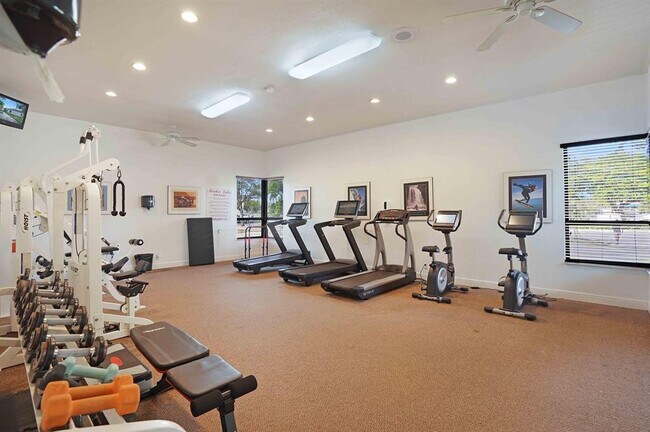 Foto del edificio - 1240 S Military Trail
