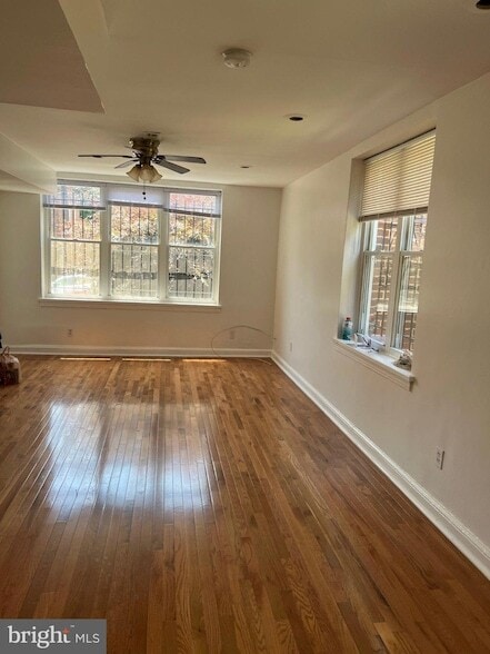 Photo - 63 Galveston Pl SW Apartment