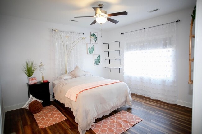 Building Photo - 1313 Emerald View Ct