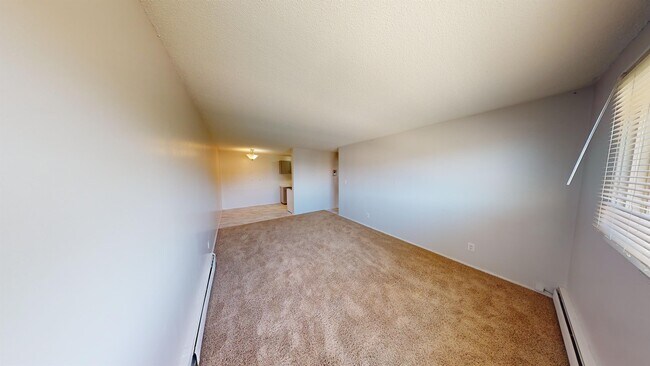 Building Photo - 9515-9100 100 Ave.