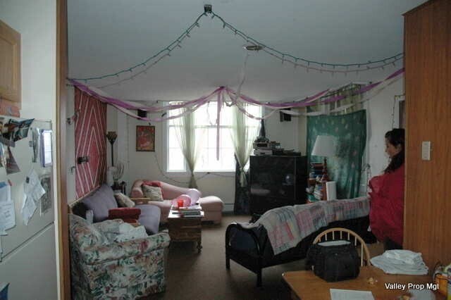 Foto del edificio - 1381 S East St