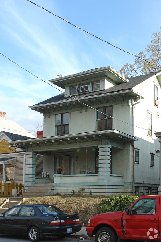 1021 Baxter Ave, Louisville, KY 40204 Apartments in Louisville, KY