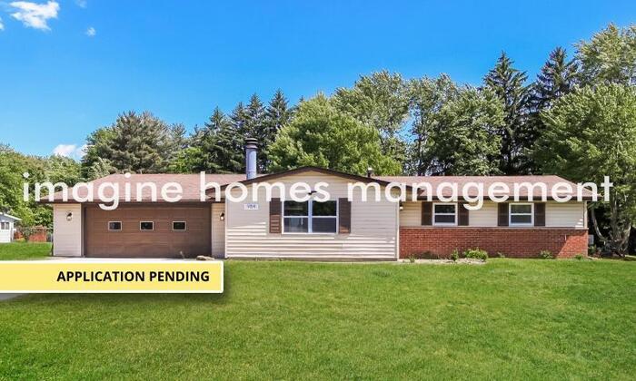 Primary Photo - Coming Soon! Pet friendly 3 bedroom 2 bath...