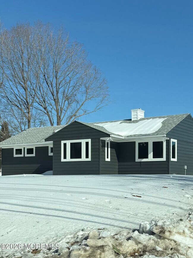 Foto del edificio - 474 Monmouth Rd