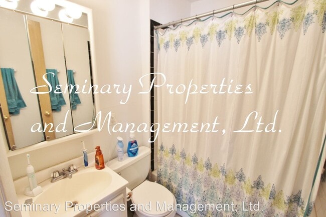 Building Photo - 3352 N Seminary Ave