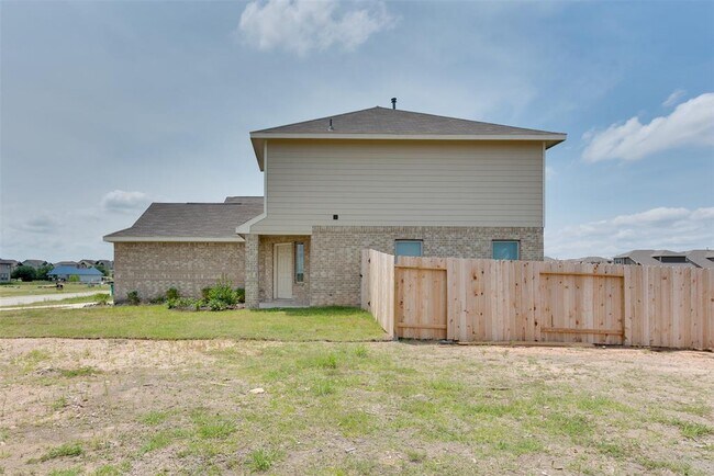 Building Photo - 11020 N Lake Mist Ln