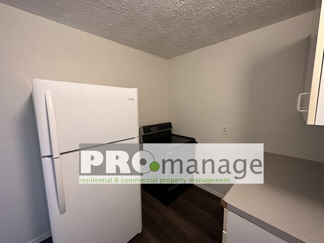 Foto del edificio - 437 W Crowley St