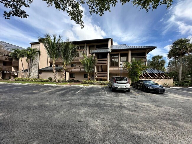 Building Photo - 140 SW 96th Terrace
