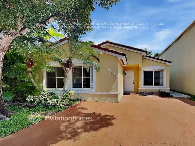 Building Photo - 9621 SW 164th Ct