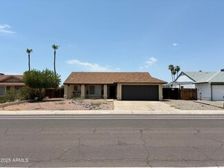 Building Photo - 11014 N 65th Ave