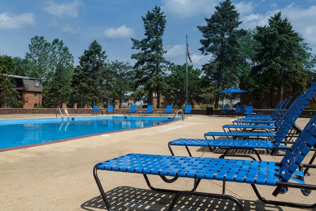 Outdoor pools - Park West