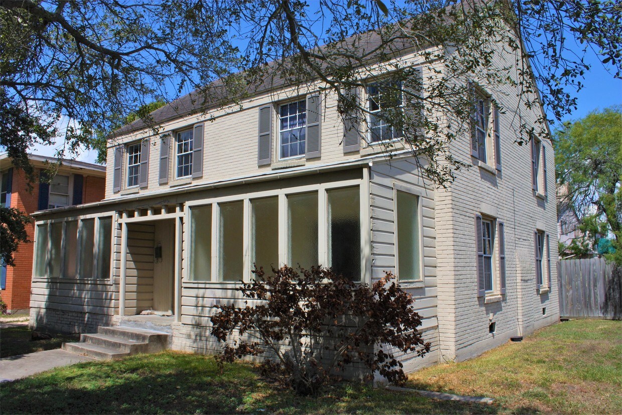 Foto del edificio - 302 Indiana Ave