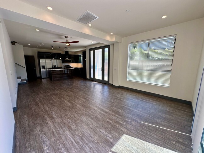 Building Photo - 8391 DUNBARTON *5 BED*4BA*NEW SMART HOME*T...