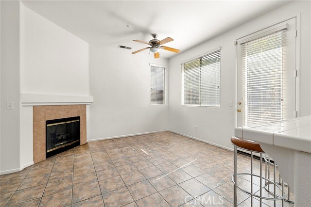 Foto del edificio - 6011 Matheson Dr