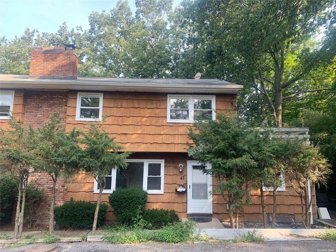 Primary Photo - 47 Potter Ln